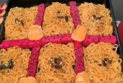 吃火雞面爆料視頻,挑戰(zhàn)極限！揭秘吃火雞面爆火背后的瘋狂視頻